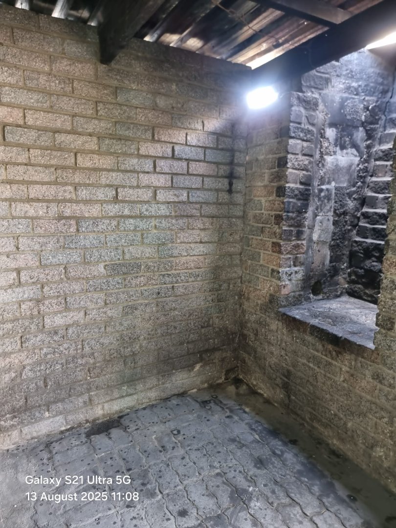 5 Bedroom Property for Sale in Kleinvlei Western Cape